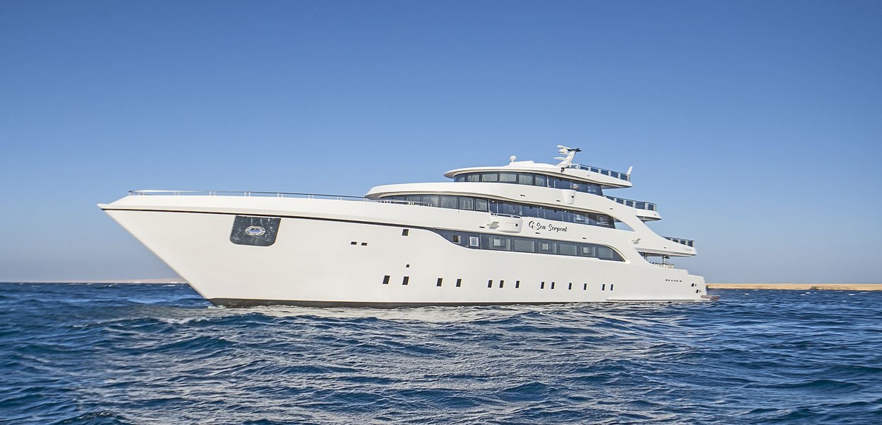 M/Y SS Glorious Miss Nouran {M.O.T. 32}